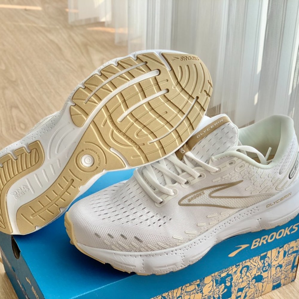 P220Brooks20 Collection: A Limited Edition Showcase" - Picture 2 of 9